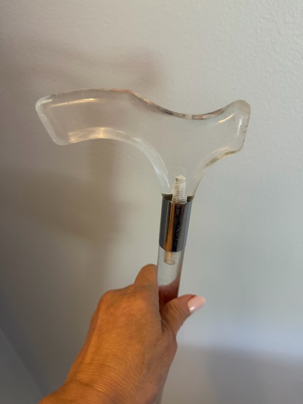 Clear Lucite Walking Cane with Derby Handle 36 - Picture 5 of 8